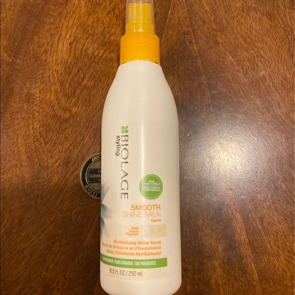 Biolage Smooth Shine Milk  Spray 8.5  oz